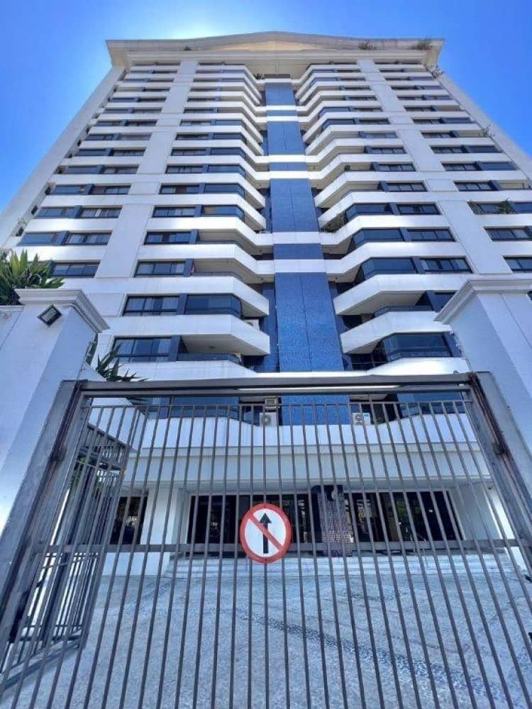 Apartamento à venda em Vila Clementino — foto 1
