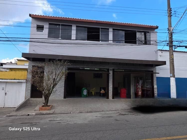 Sobrado à venda em Taboão — foto 1